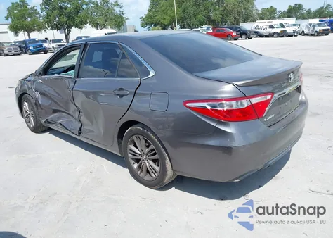 2015 Toyota Camry Se z USA, uszkodzony, nr VIN 4T1BF1FK5FU101120